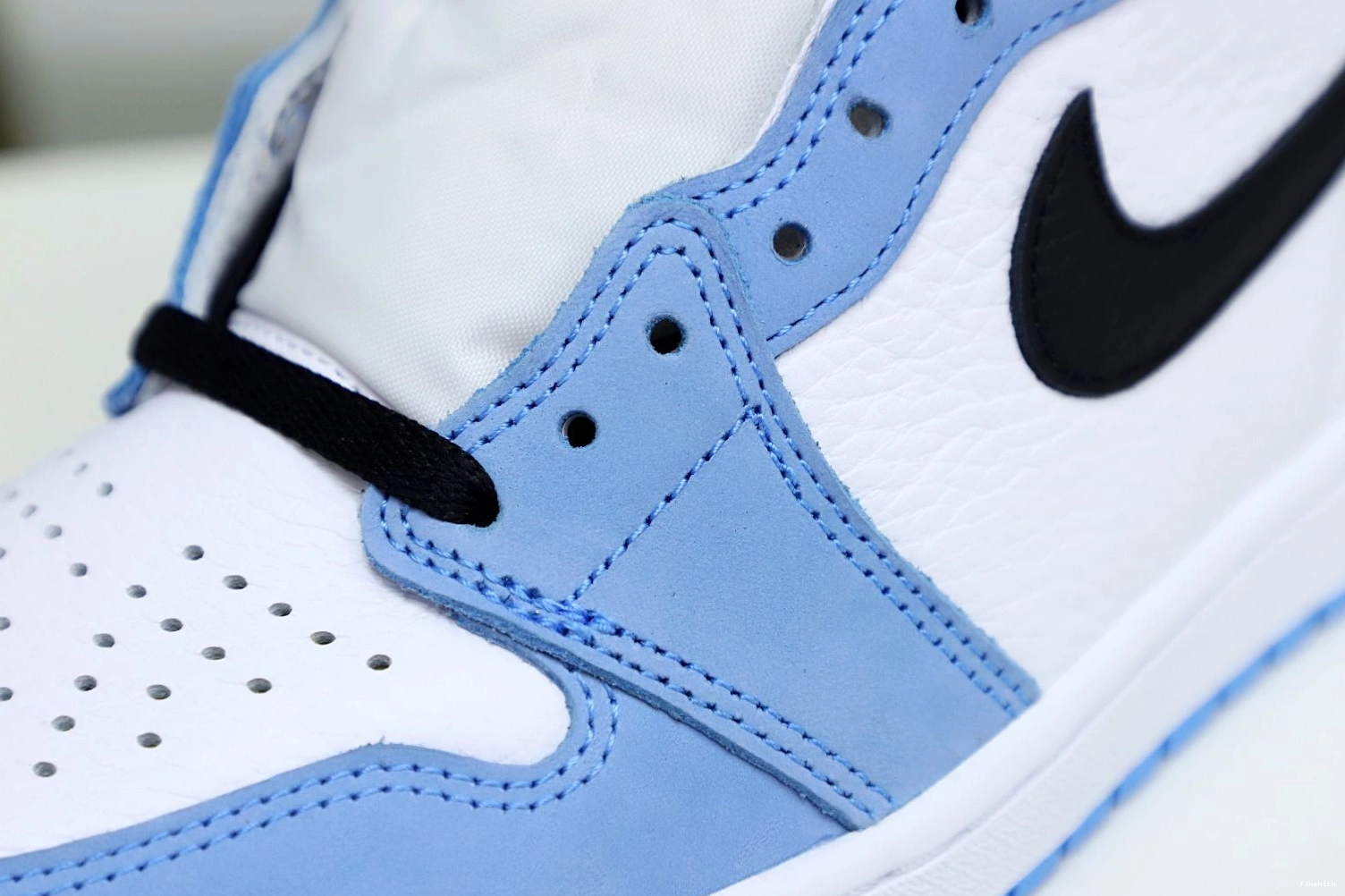 OG RETRO AIR 'UNIVERSITY 1 JORDAN HIGH 1016